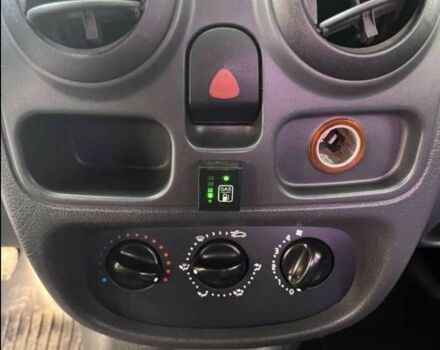 Зеленый Дачия Соленза, объемом двигателя 1.4 л и пробегом 287 тыс. км за 1100 $, фото 11 на Automoto.ua