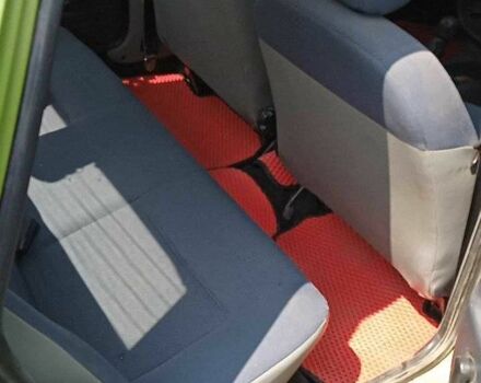 Зелений Дачія Solenza, об'ємом двигуна 1.4 л та пробігом 250 тис. км за 1550 $, фото 1 на Automoto.ua