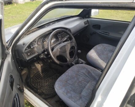 Белый Дачия Супер Нова, объемом двигателя 1.4 л и пробегом 300 тыс. км за 800 $, фото 3 на Automoto.ua