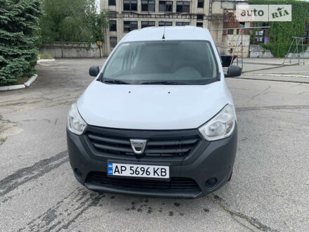 Дачия Dokker пасс. 2013 в Запорожье на Automoto.ua Белый Дачия Dokker пасс., объемом двигателя 1.6 л и пробегом 160 тыс. км за 5950 $, фото 1 на Automoto.ua