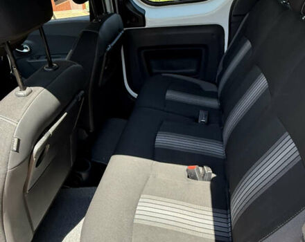 Белый Дачия Dokker Stepway, объемом двигателя 1.5 л и пробегом 120 тыс. км за 10500 $, фото 8 на Automoto.ua