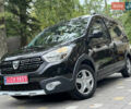 Черный Дачия Dokker Stepway, объемом двигателя 1.2 л и пробегом 85 тыс. км за 8950 $, фото 2 на Automoto.ua