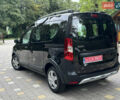 Черный Дачия Dokker Stepway, объемом двигателя 1.2 л и пробегом 85 тыс. км за 8950 $, фото 18 на Automoto.ua