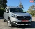 Серый Дачия Dokker Stepway, объемом двигателя 1.6 л и пробегом 162 тыс. км за 10999 $, фото 1 на Automoto.ua