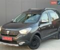 Серый Дачия Dokker Stepway, объемом двигателя 1.6 л и пробегом 204 тыс. км за 11499 $, фото 1 на Automoto.ua