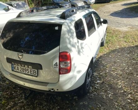 Белый Дачия Duster, объемом двигателя 1.2 л и пробегом 127 тыс. км за 10000 $, фото 3 на Automoto.ua