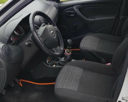 Білий Дачія Duster, об'ємом двигуна 1.6 л та пробігом 260 тис. км за 7500 $, фото 9 на Automoto.ua