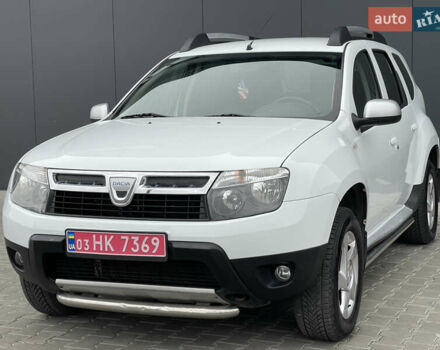 Білий Дачія Duster, об'ємом двигуна 1.6 л та пробігом 243 тис. км за 8750 $, фото 4 на Automoto.ua