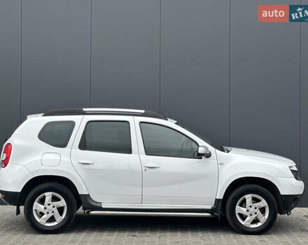 Білий Дачія Duster, об'ємом двигуна 1.6 л та пробігом 243 тис. км за 8750 $, фото 6 на Automoto.ua