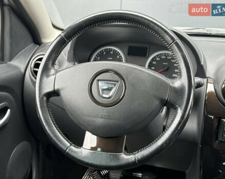 Білий Дачія Duster, об'ємом двигуна 1.6 л та пробігом 243 тис. км за 8750 $, фото 14 на Automoto.ua