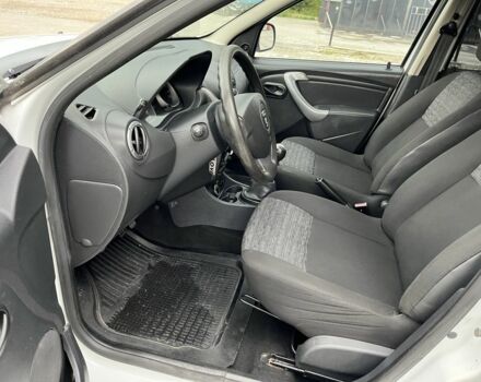 Білий Дачія Duster, об'ємом двигуна 1.5 л та пробігом 232 тис. км за 7900 $, фото 18 на Automoto.ua