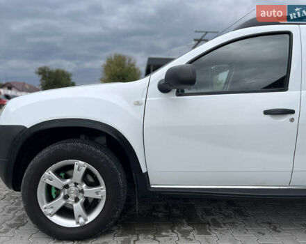 Белый Дачия Duster, объемом двигателя 1.46 л и пробегом 232 тыс. км за 8200 $, фото 13 на Automoto.ua