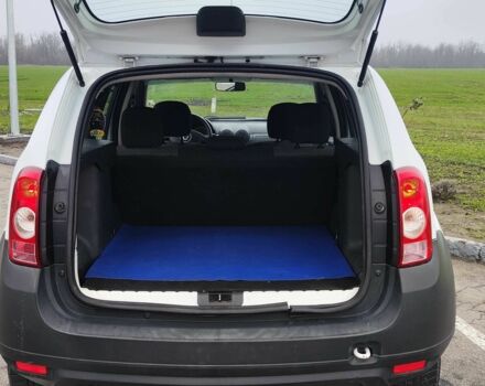 Білий Дачія Duster, об'ємом двигуна 1.6 л та пробігом 260 тис. км за 7500 $, фото 8 на Automoto.ua