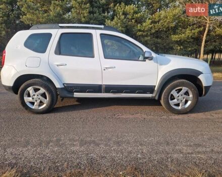 Белый Дачия Duster, объемом двигателя 1.5 л и пробегом 145 тыс. км за 10499 $, фото 5 на Automoto.ua