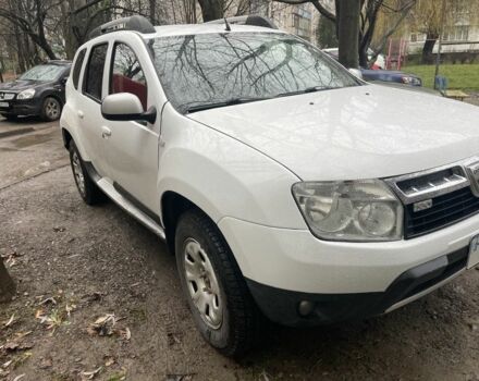Белый Дачия Duster, объемом двигателя 1.5 л и пробегом 150 тыс. км за 7700 $, фото 2 на Automoto.ua