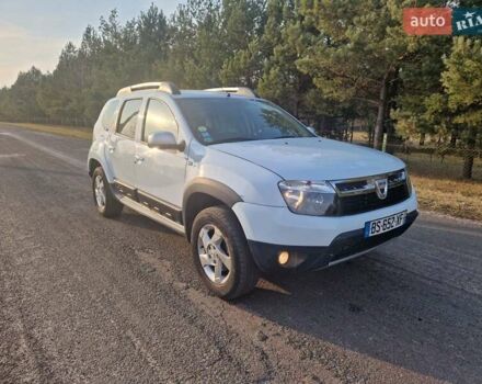 Белый Дачия Duster, объемом двигателя 1.5 л и пробегом 145 тыс. км за 10499 $, фото 2 на Automoto.ua