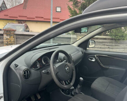 Білий Дачія Duster, об'ємом двигуна 1.6 л та пробігом 105 тис. км за 7500 $, фото 9 на Automoto.ua