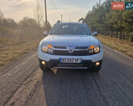 Белый Дачия Duster, объемом двигателя 1.5 л и пробегом 145 тыс. км за 10499 $, фото 1 на Automoto.ua