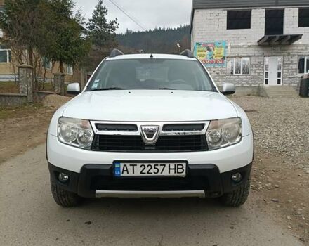 Белый Дачия Duster, объемом двигателя 1.5 л и пробегом 257 тыс. км за 8400 $, фото 7 на Automoto.ua