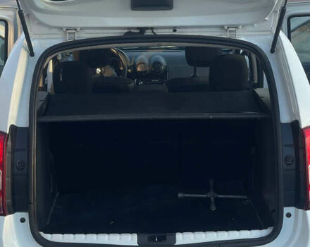 Белый Дачия Duster, объемом двигателя 1.5 л и пробегом 298 тыс. км за 7999 $, фото 16 на Automoto.ua