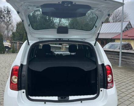 Білий Дачія Duster, об'ємом двигуна 1.6 л та пробігом 105 тис. км за 7500 $, фото 7 на Automoto.ua