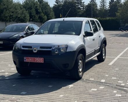 Белый Дачия Duster, объемом двигателя 1.6 л и пробегом 235 тыс. км за 8200 $, фото 2 на Automoto.ua
