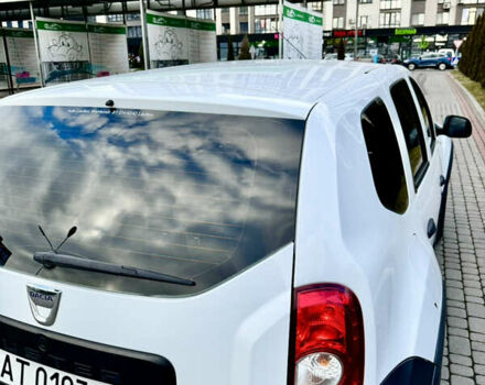 Белый Дачия Duster, объемом двигателя 1.6 л и пробегом 156 тыс. км за 7500 $, фото 5 на Automoto.ua