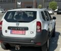 Белый Дачия Duster, объемом двигателя 1.6 л и пробегом 235 тыс. км за 8200 $, фото 4 на Automoto.ua