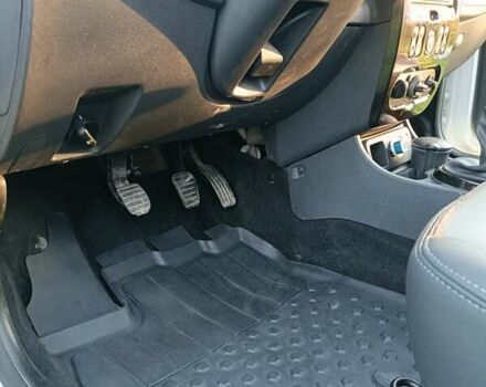 Белый Дачия Duster, объемом двигателя 1.5 л и пробегом 257 тыс. км за 8400 $, фото 14 на Automoto.ua