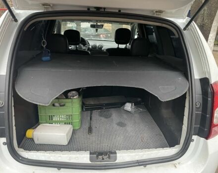 Белый Дачия Duster, объемом двигателя 1.5 л и пробегом 150 тыс. км за 7700 $, фото 7 на Automoto.ua