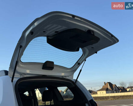 Білий Дачія Duster, об'ємом двигуна 1.6 л та пробігом 153 тис. км за 8999 $, фото 21 на Automoto.ua