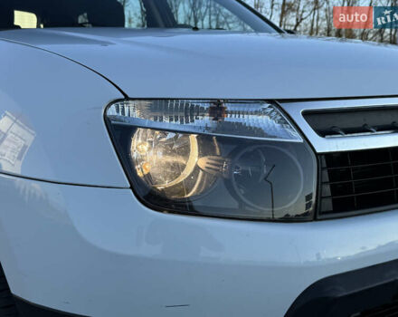 Білий Дачія Duster, об'ємом двигуна 1.6 л та пробігом 153 тис. км за 8999 $, фото 5 на Automoto.ua