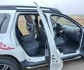 Белый Дачия Duster, объемом двигателя 0 л и пробегом 234 тыс. км за 5500 $, фото 4 на Automoto.ua