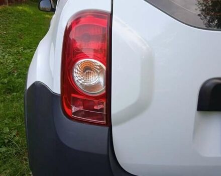 Белый Дачия Duster, объемом двигателя 1.6 л и пробегом 162 тыс. км за 7800 $, фото 15 на Automoto.ua