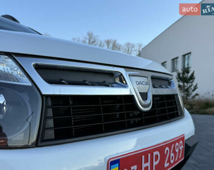 Білий Дачія Duster, об'ємом двигуна 1.6 л та пробігом 153 тис. км за 8999 $, фото 18 на Automoto.ua