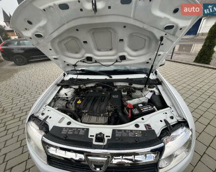 Білий Дачія Duster, об'ємом двигуна 1.6 л та пробігом 105 тис. км за 7500 $, фото 12 на Automoto.ua
