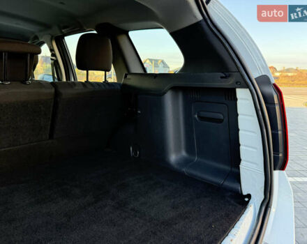 Білий Дачія Duster, об'ємом двигуна 1.6 л та пробігом 153 тис. км за 8999 $, фото 22 на Automoto.ua