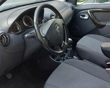 Дачия Duster 2011 в Тернополе на Automoto.ua Белый Дачия Duster, объемом двигателя 1.46 л и пробегом 179 тыс. км за 9900 $, фото 16 на Automoto.ua