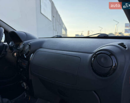 Білий Дачія Duster, об'ємом двигуна 1.6 л та пробігом 153 тис. км за 8999 $, фото 42 на Automoto.ua