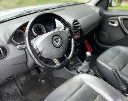 Белый Дачия Duster, объемом двигателя 1.5 л и пробегом 238 тыс. км за 7300 $, фото 3 на Automoto.ua