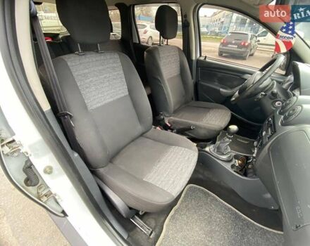 Белый Дачия Duster, объемом двигателя 1.46 л и пробегом 197 тыс. км за 8400 $, фото 18 на Automoto.ua