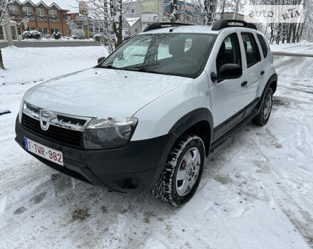 Белый Дачия Duster, объемом двигателя 1.5 л и пробегом 159 тыс. км за 9999 $, фото 9 на Automoto.ua