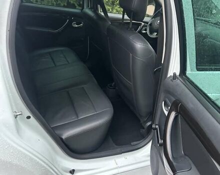 Білий Дачія Duster, об'ємом двигуна 1.5 л та пробігом 168 тис. км за 8300 $, фото 15 на Automoto.ua