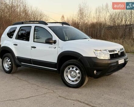 Білий Дачія Duster, об'ємом двигуна 1.5 л та пробігом 182 тис. км за 8999 $, фото 6 на Automoto.ua