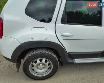 Белый Дачия Duster, объемом двигателя 1.5 л и пробегом 166 тыс. км за 9000 $, фото 13 на Automoto.ua