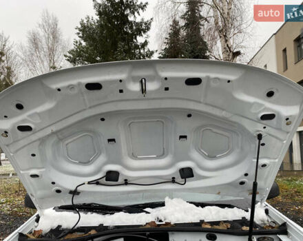 Білий Дачія Duster, об'ємом двигуна 1.6 л та пробігом 233 тис. км за 7100 $, фото 19 на Automoto.ua