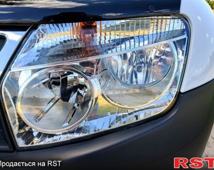 Білий Дачія Duster, об'ємом двигуна 1.6 л та пробігом 170 тис. км за 8000 $, фото 6 на Automoto.ua