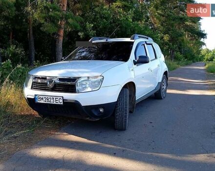 Белый Дачия Duster, объемом двигателя 1.6 л и пробегом 205 тыс. км за 8150 $, фото 1 на Automoto.ua
