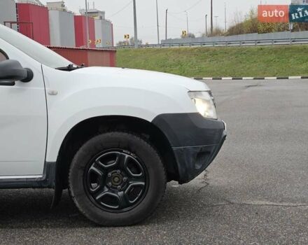 Білий Дачія Duster, об'ємом двигуна 1.6 л та пробігом 122 тис. км за 8300 $, фото 7 на Automoto.ua