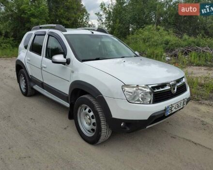 Белый Дачия Duster, объемом двигателя 1.5 л и пробегом 166 тыс. км за 9000 $, фото 5 на Automoto.ua